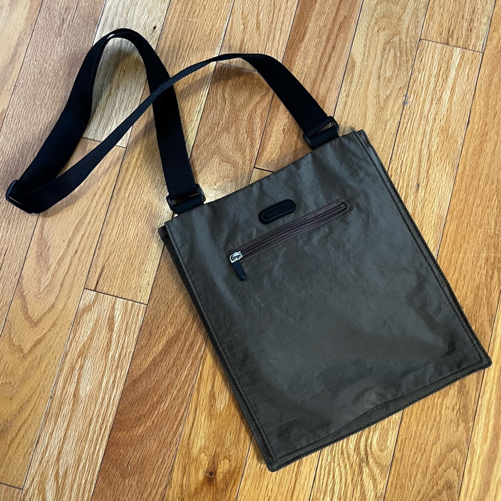 Baggallini Messenger-style Crossbody Bag, Brown Tone